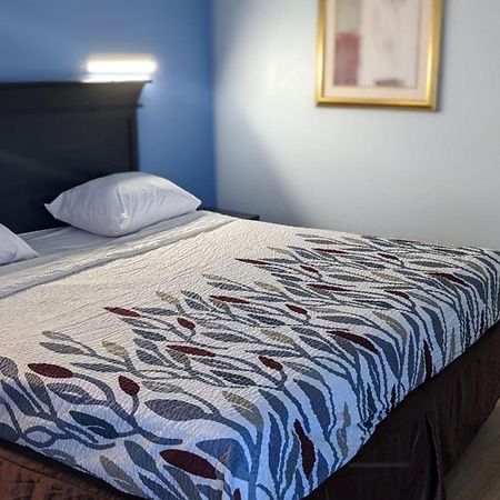 Budget Inn 亚历山德里亚 外观 照片